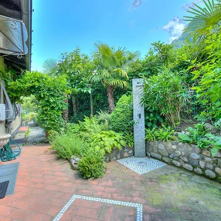 Casa Francesca Garden And View - Happy 빌라