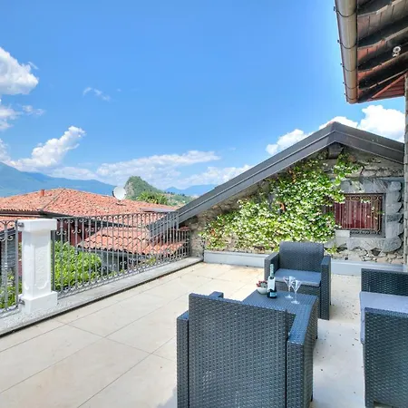 Casa Francesca Garden And View - Happy * 카스텔베카나